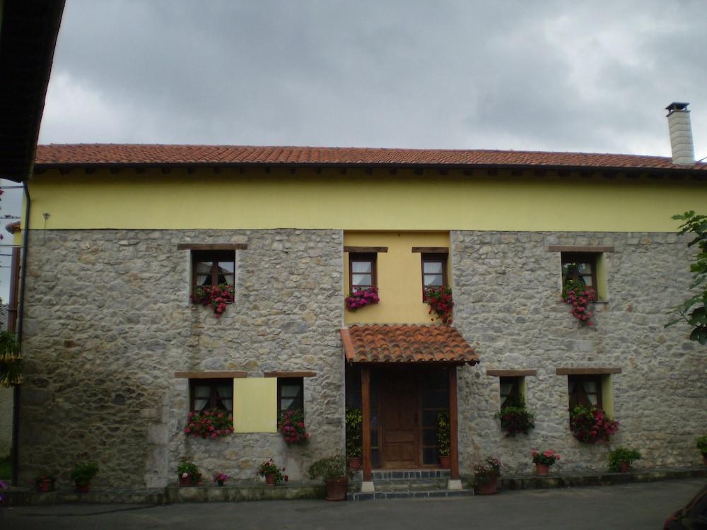 Hotel Casa De Aldea Ruiloba Camango Esterno foto